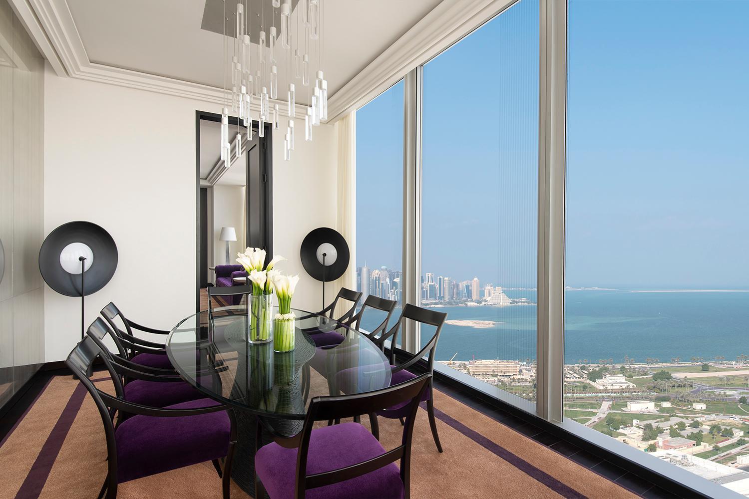 Banyan Tree Doha At La Cigale Mushaireb 部屋 写真 A view from a penthouse apartment